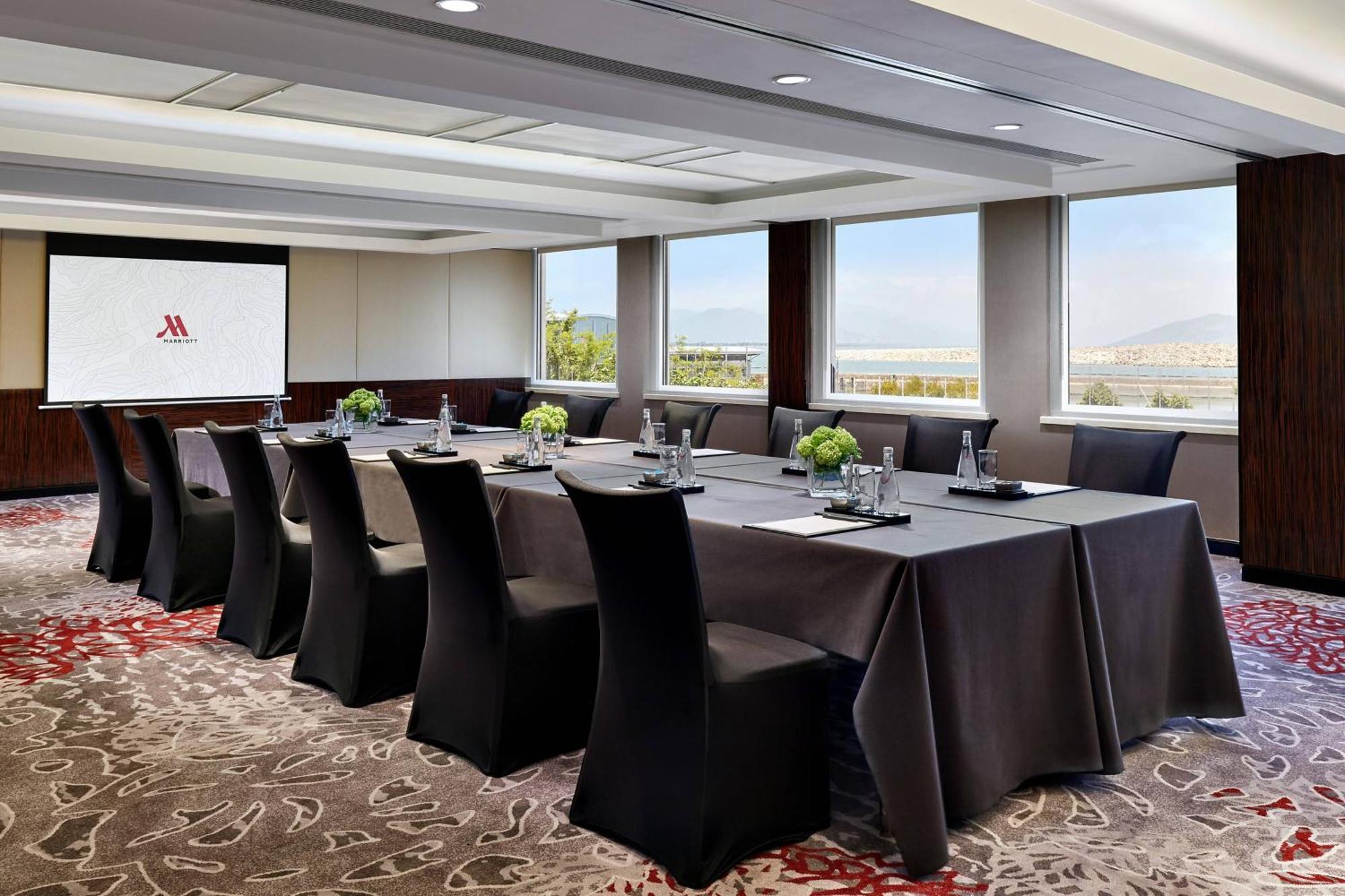 Hong Kong Skycity Marriott Hotel Eksteriør billede Meeting room